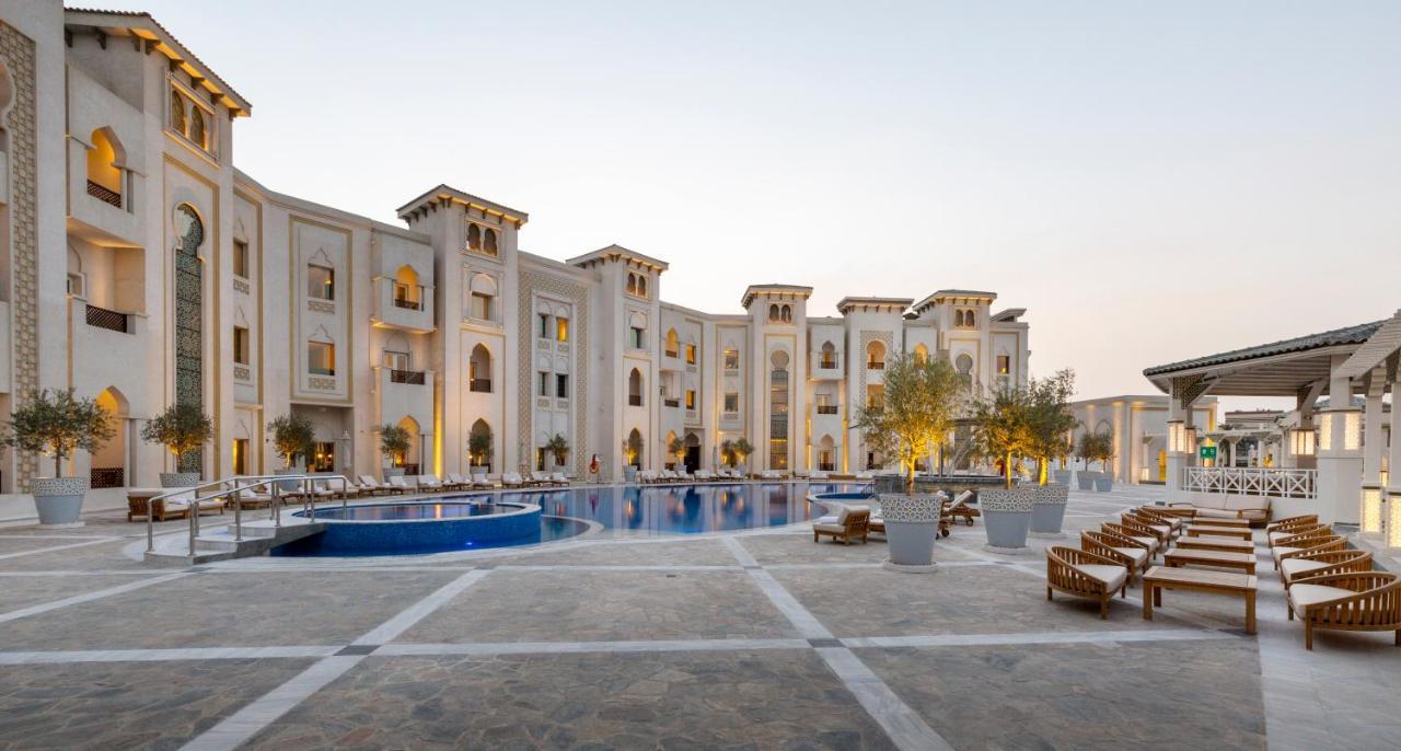 Ezdan Palace Hotel Doha Exterior foto The Ritz-Carlton, Al Hamra