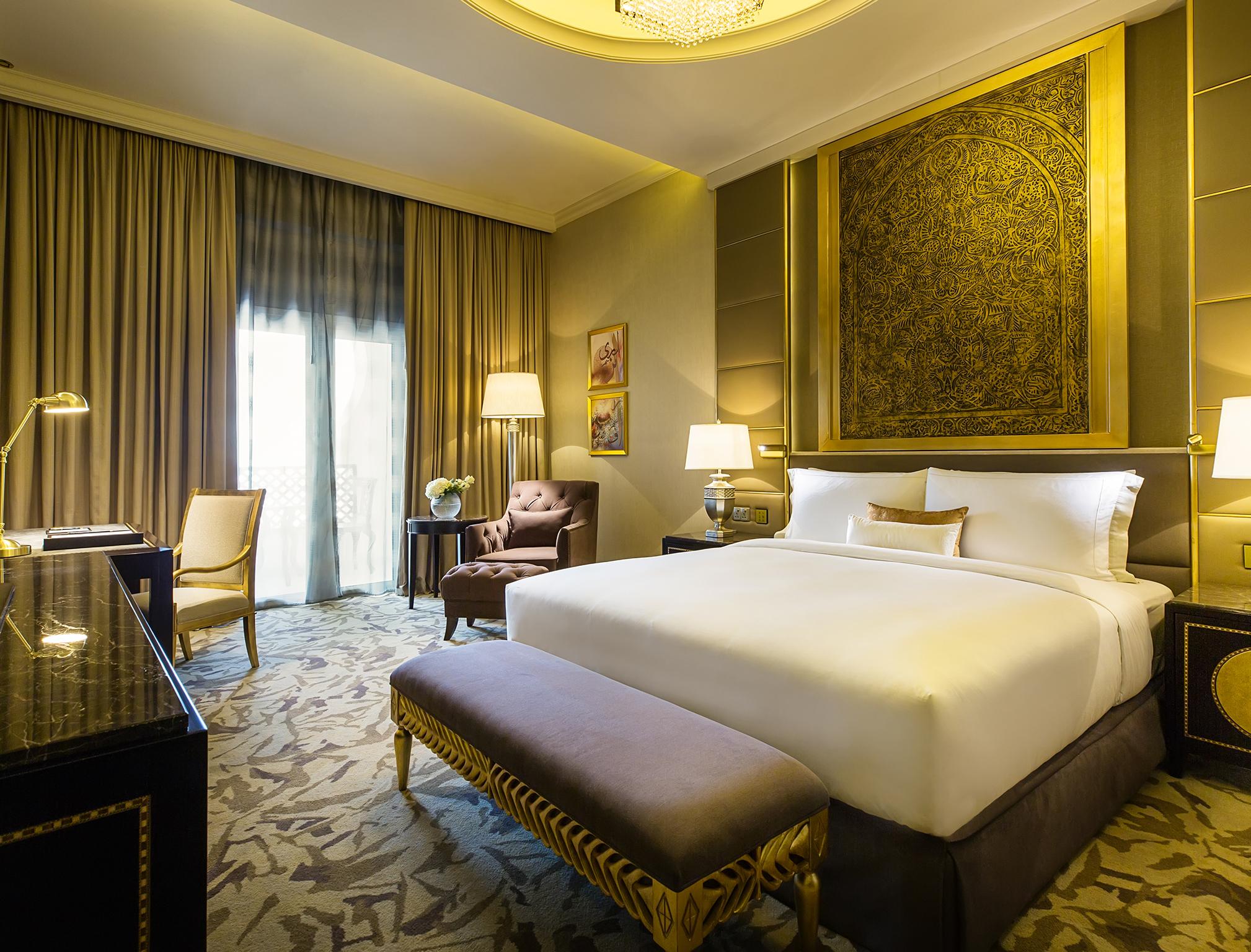 Ezdan Palace Hotel Doha Exterior foto Deluxe Room