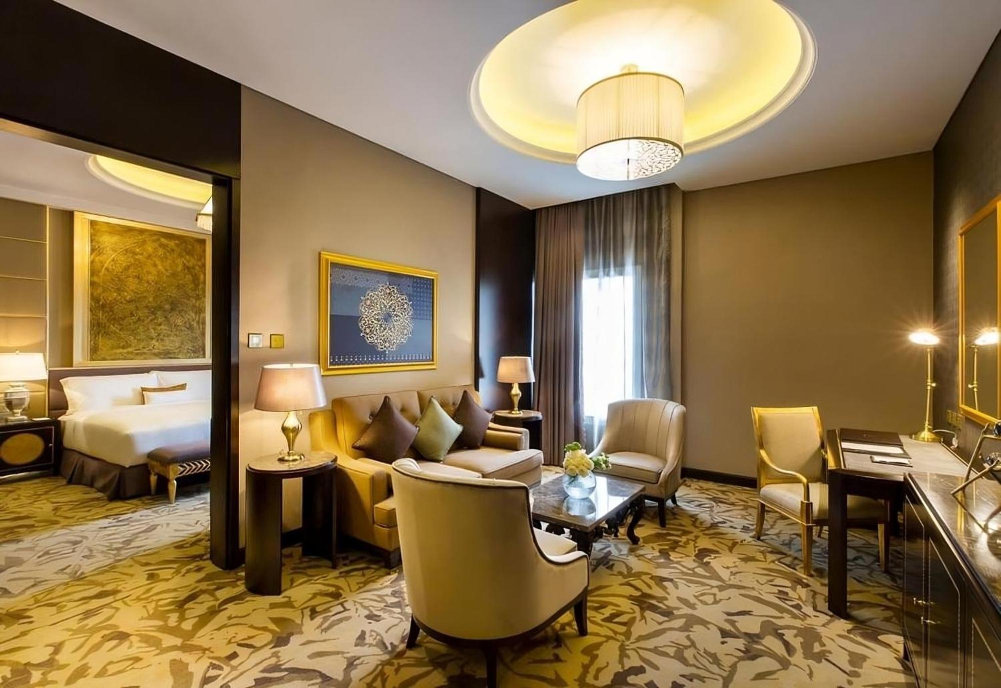 Ezdan Palace Hotel Doha Exterior foto